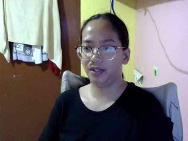 MystiqueMiss webcam