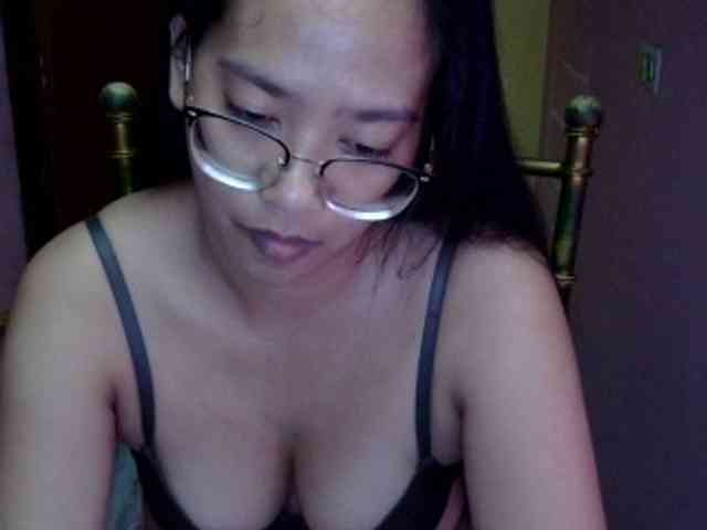 MystiqueMiss webcam