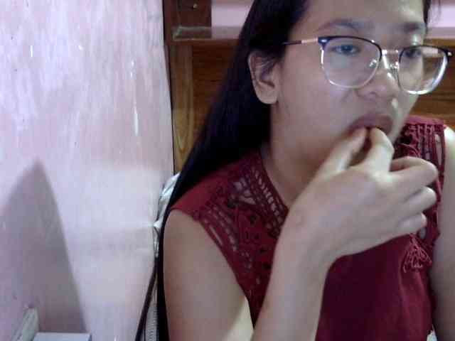 MystiqueMiss webcam