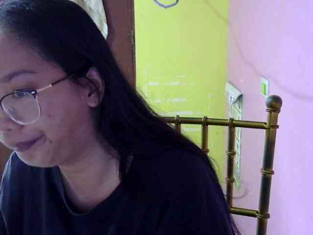 MystiqueMiss webcam