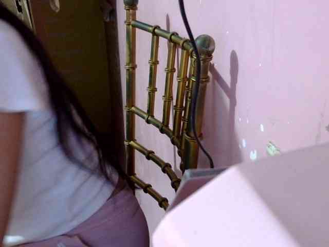 MystiqueMiss webcam