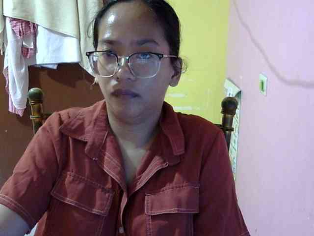 MystiqueMiss webcam