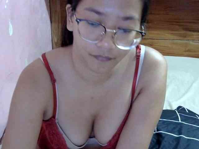 MystiqueMiss webcam
