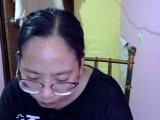 MystiqueMiss webcam