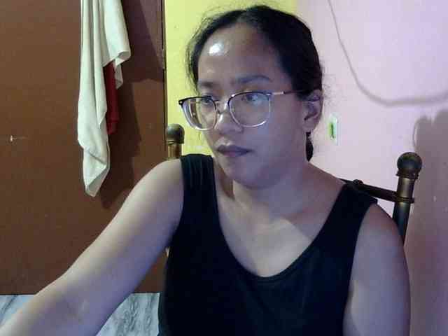MystiqueMiss webcam