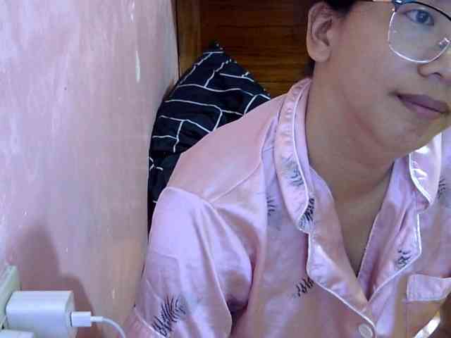MystiqueMiss webcam
