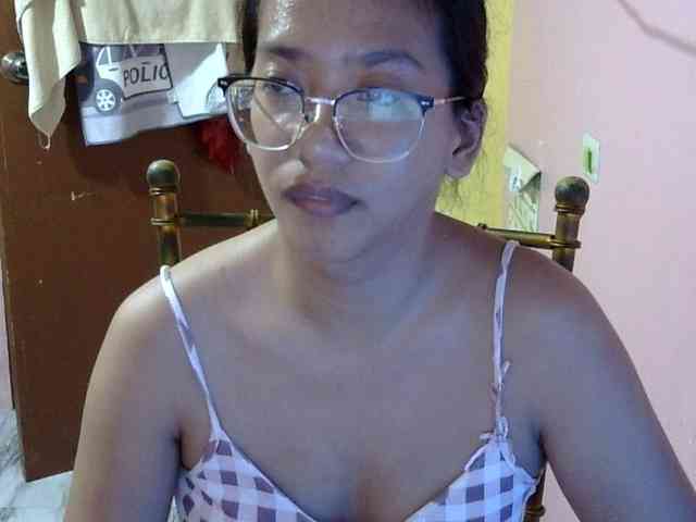 MystiqueMiss webcam