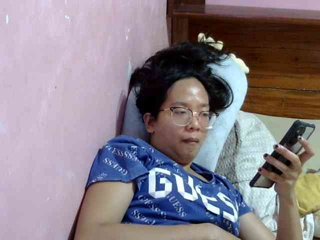 MystiqueMiss webcam