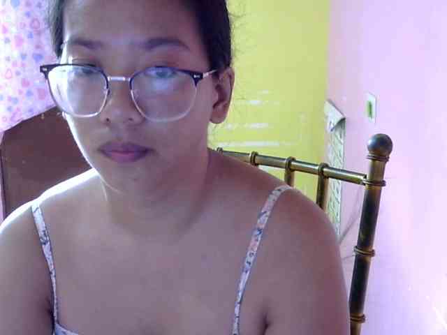 MystiqueMiss webcam