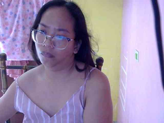 MystiqueMiss webcam