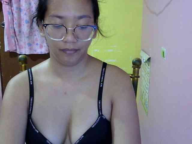 MystiqueMiss webcam