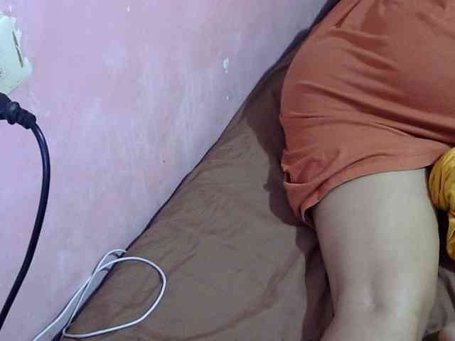 MystiqueMiss webcam