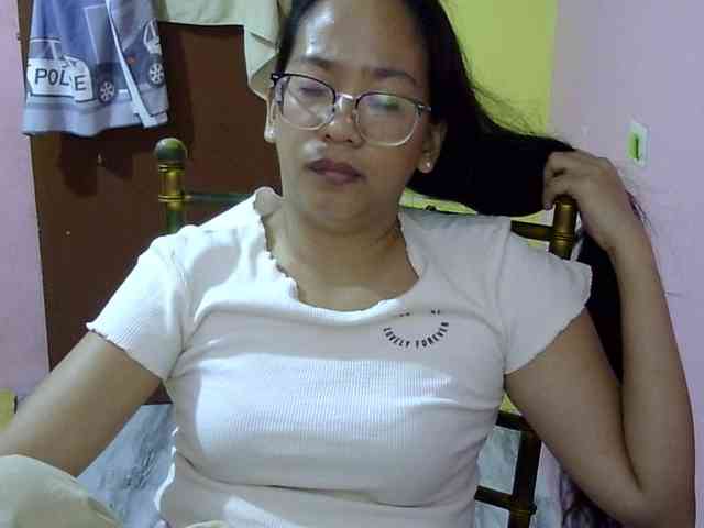 MystiqueMiss webcam