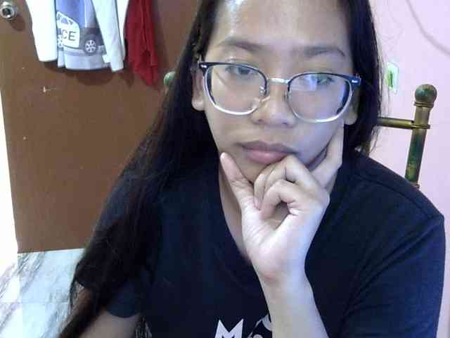 MystiqueMiss webcam