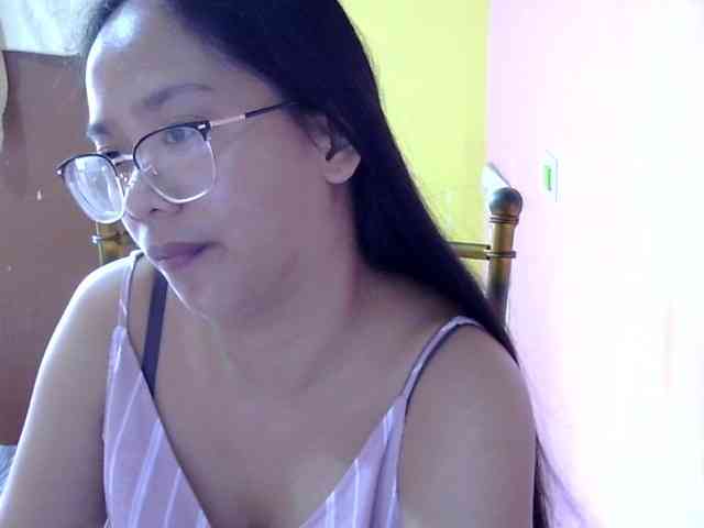 MystiqueMiss webcam