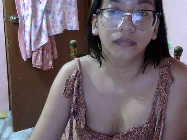 MystiqueMiss webcam