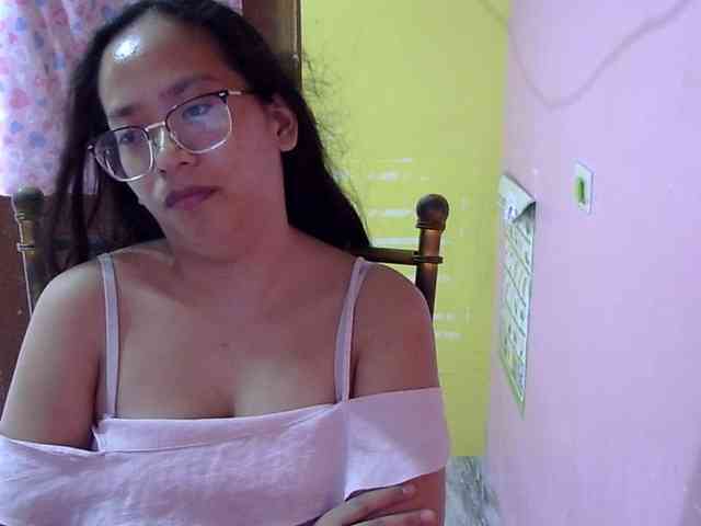 MystiqueMiss webcam