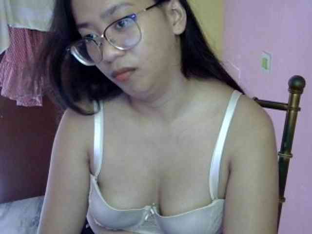 MystiqueMiss webcam