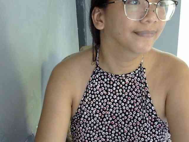 MystiqueMiss webcam