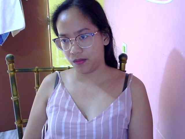 MystiqueMiss webcam