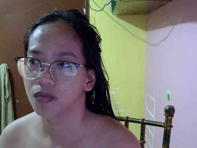 MystiqueMiss webcam