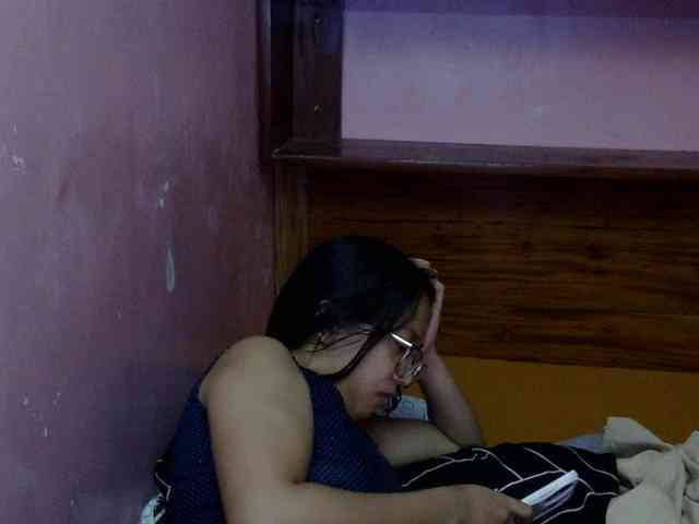 MystiqueMiss webcam