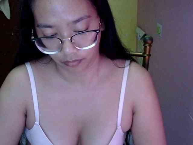 MystiqueMiss webcam