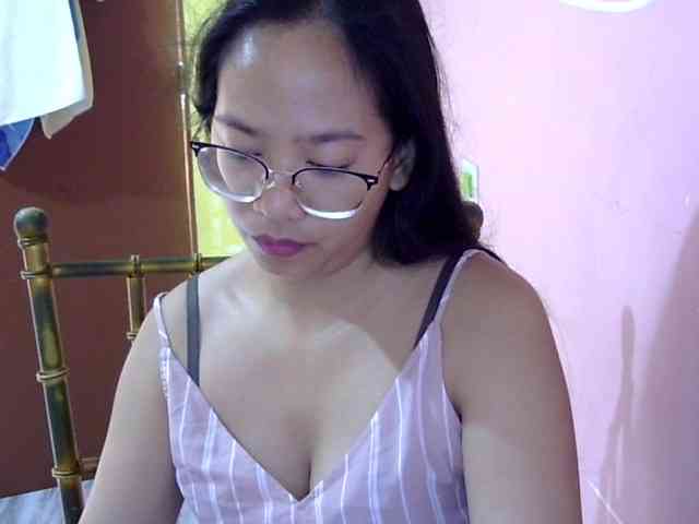 MystiqueMiss webcam