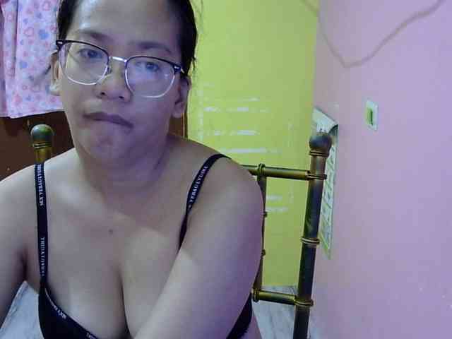 MystiqueMiss webcam