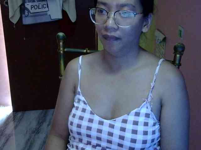 MystiqueMiss webcam