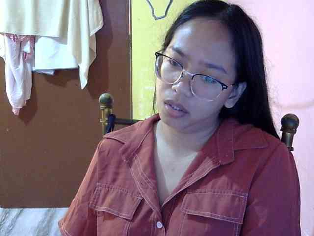 MystiqueMiss webcam