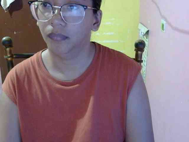 MystiqueMiss webcam