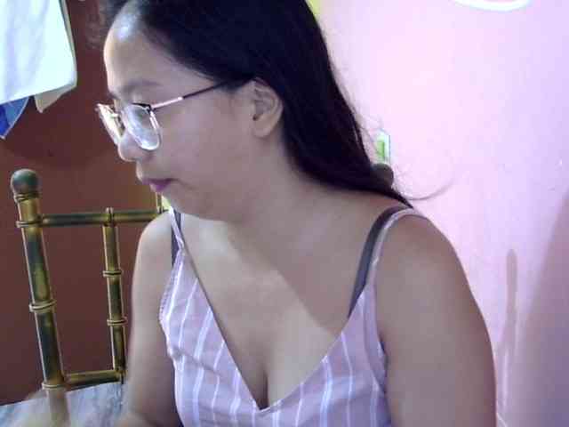 MystiqueMiss webcam