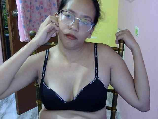 MystiqueMiss webcam