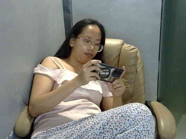 MystiqueMiss webcam