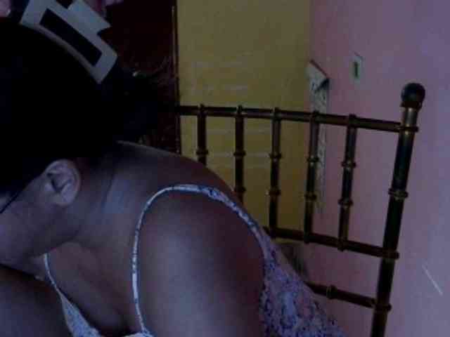 MystiqueMiss webcam