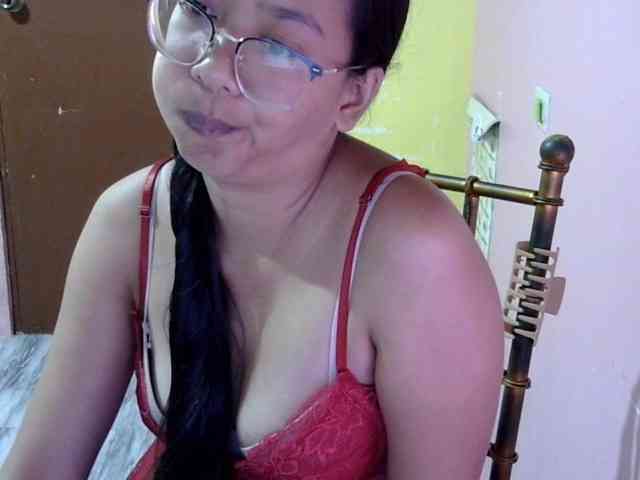 MystiqueMiss webcam