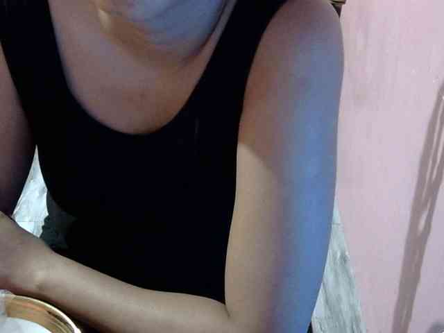 MystiqueMiss webcam