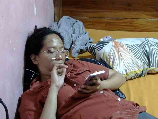 MystiqueMiss webcam