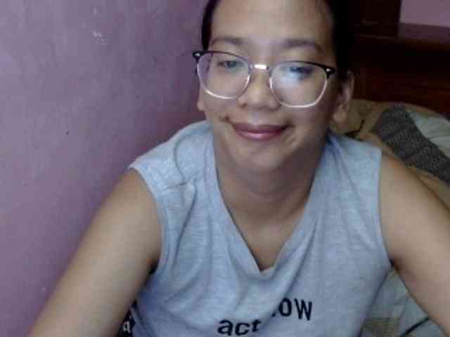MystiqueMiss webcam