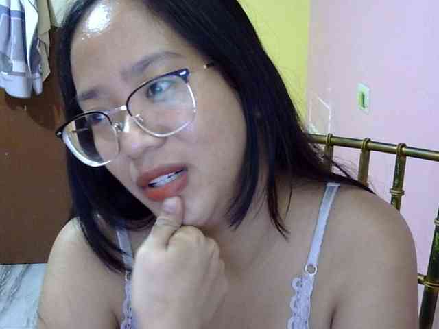 MystiqueMiss webcam