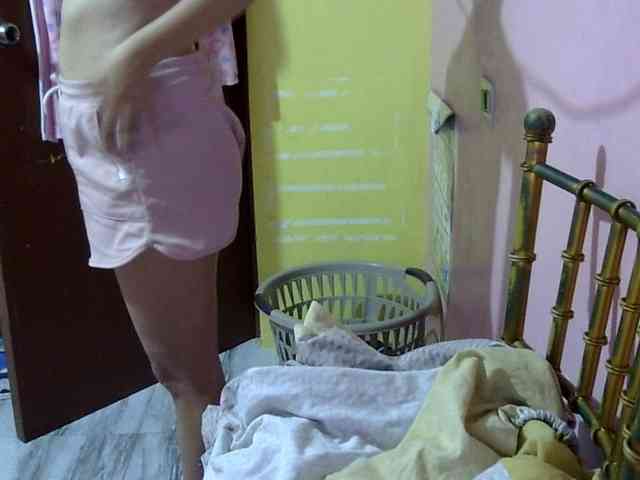 MystiqueMiss webcam