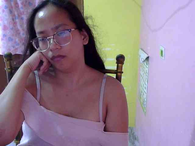 MystiqueMiss webcam