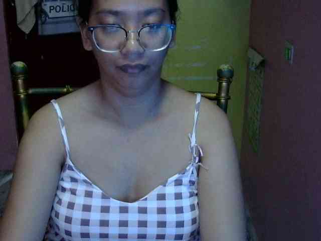 MystiqueMiss webcam