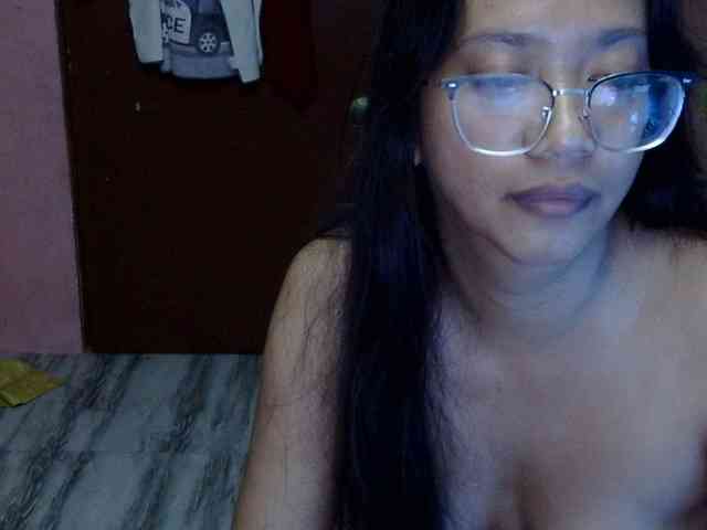 MystiqueMiss webcam