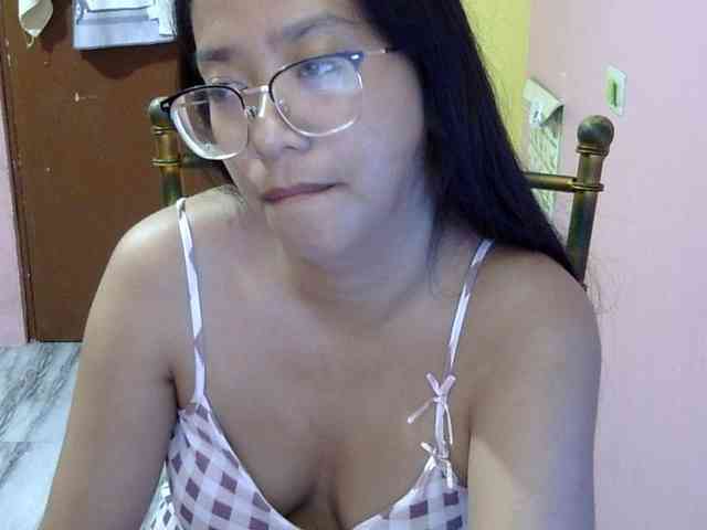 MystiqueMiss webcam