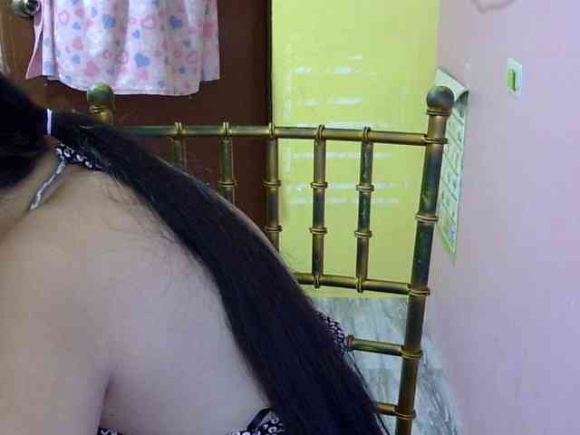 MystiqueMiss webcam