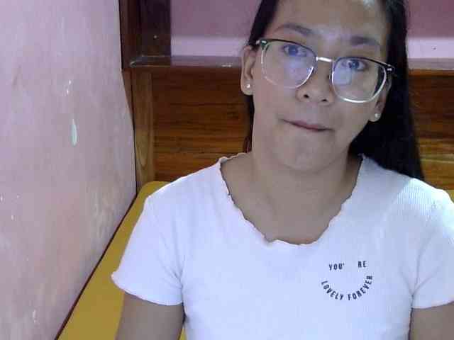 MystiqueMiss webcam