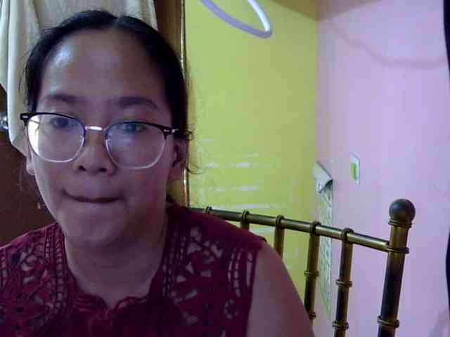MystiqueMiss webcam