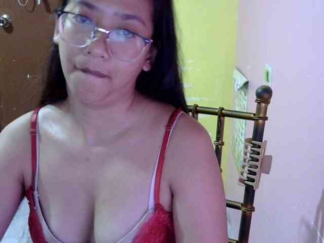 MystiqueMiss webcam